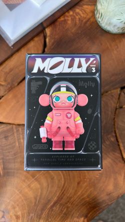 Pop Mart Unopened - Mega Space Molly 100% S3