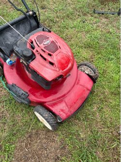 Briggs Stratton gas mower