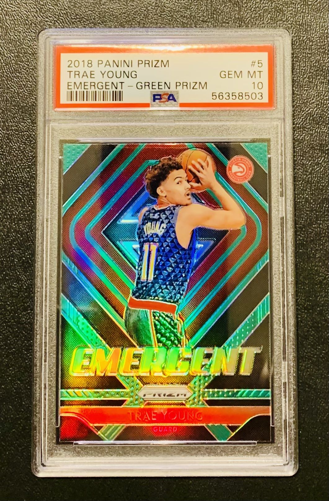 2018-19 Panini Prizm TRAE YOUNG Green Emergent Insert RC #5 PSA 10 Atlanta Hawks