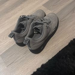 Nike Air Force 1 Low '07 LV8 Size 9.5 (no Box)