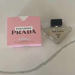 PRADA PARADOXE