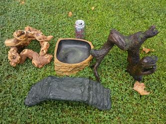 Snake or reptile tank decor 4 sale