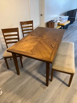 Kitchen table