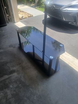 Alak TV Glass Stand