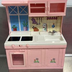 Vintage M&C Barbie Style Kitchen Set - GUC