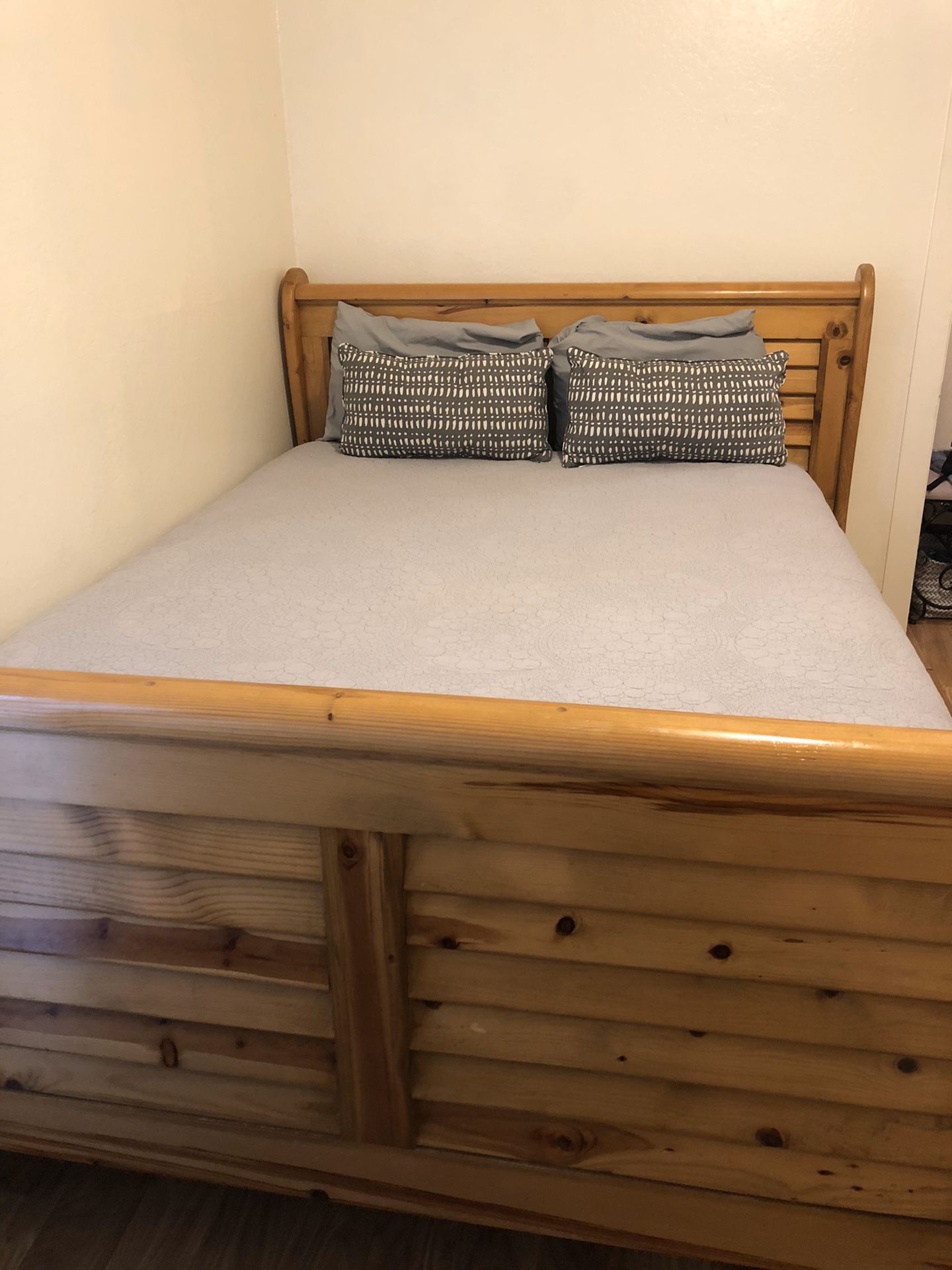 Real Wood Queen Bed, spring including