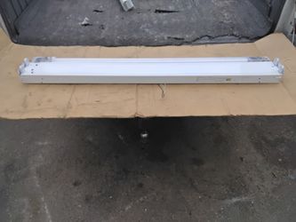 Nice White 48" 2- Lights, Shop Light Brand New. 