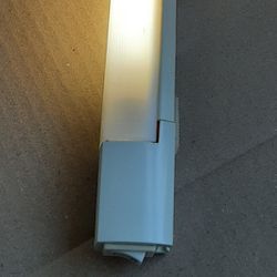 $4  Corded Light Bar