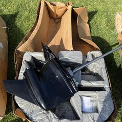 BRAND NEW Mercury 3.0L V6 Lower Unit Gearcase - 30" (XXL) Shaft - 1.75:1 Ratio - PN 1(contact info removed)86A51