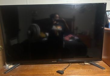Sceptre UHD Flat Screen TV