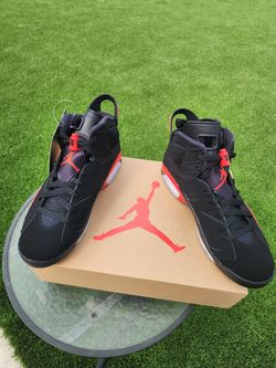AIR JORDAN 6 RETRO