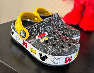 Disney crocs size 8