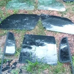 Glass For A 99 Dodge Durango 