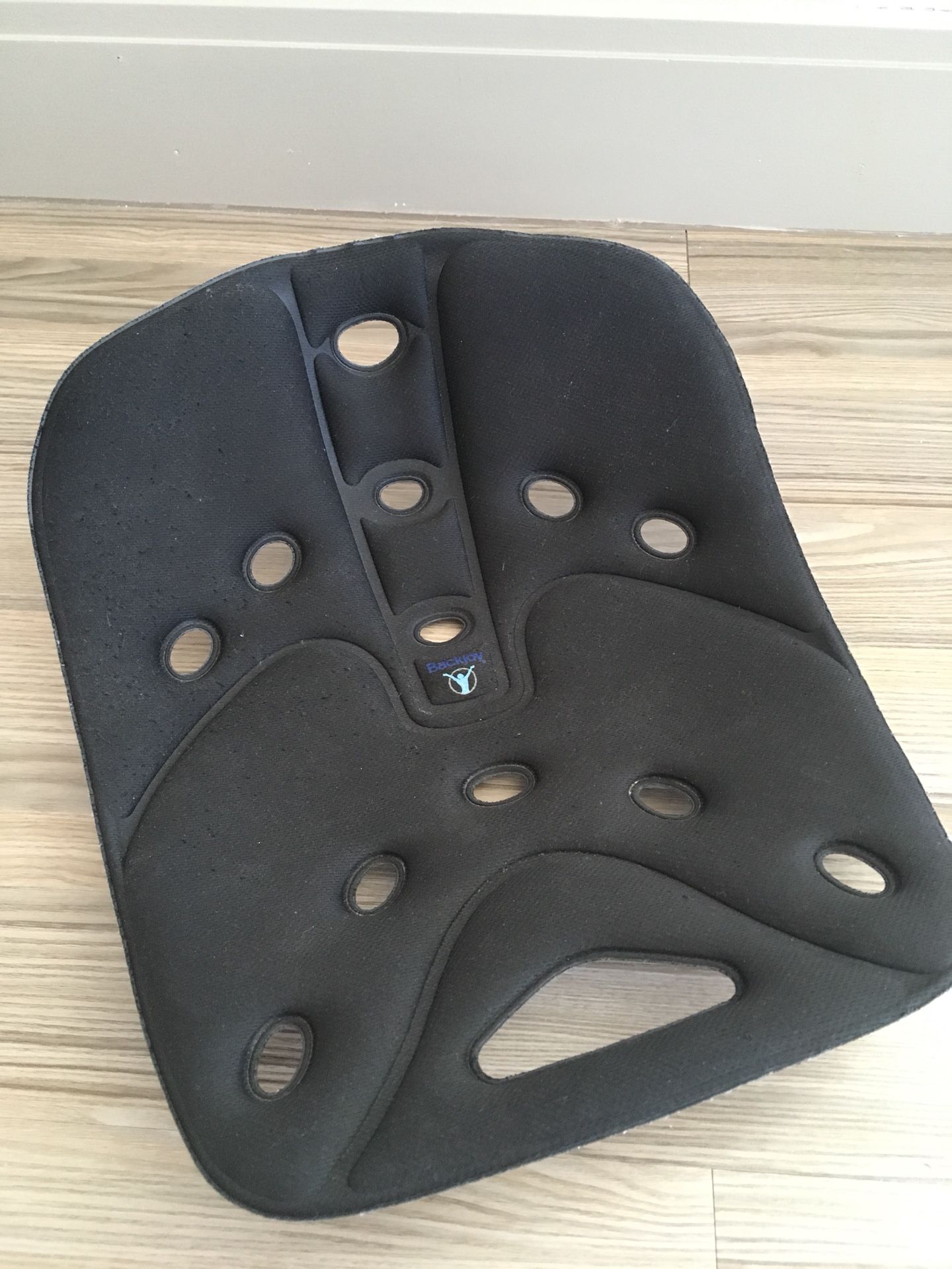 Backjoy Posture Seat Pad for Sale in Bothell, WA - OfferUp