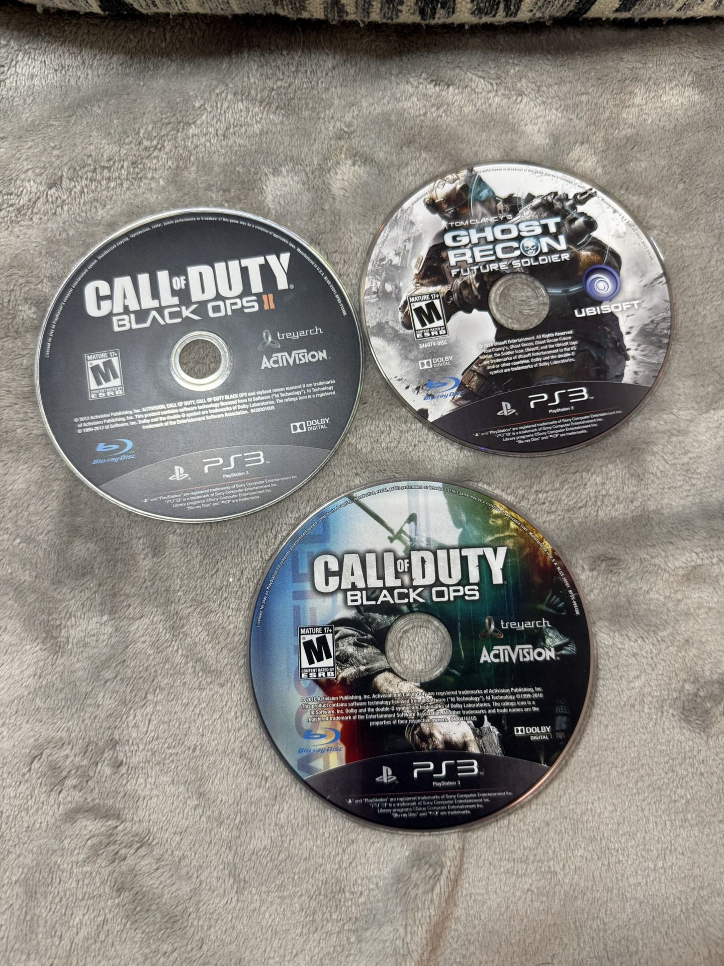 Selling this PS3 Games Call of Duty 2 Call of Duty Black Ops Ghost Recon future Soldier