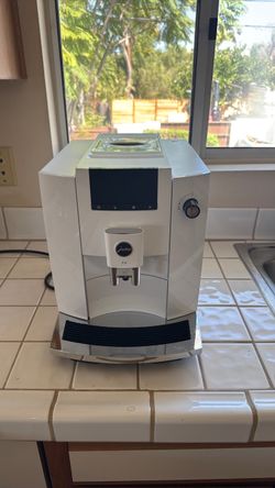 Jura E4 Piano White