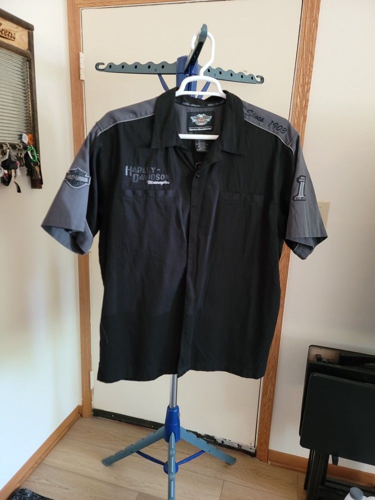 XL Harley Davidson Mechanics Shirt