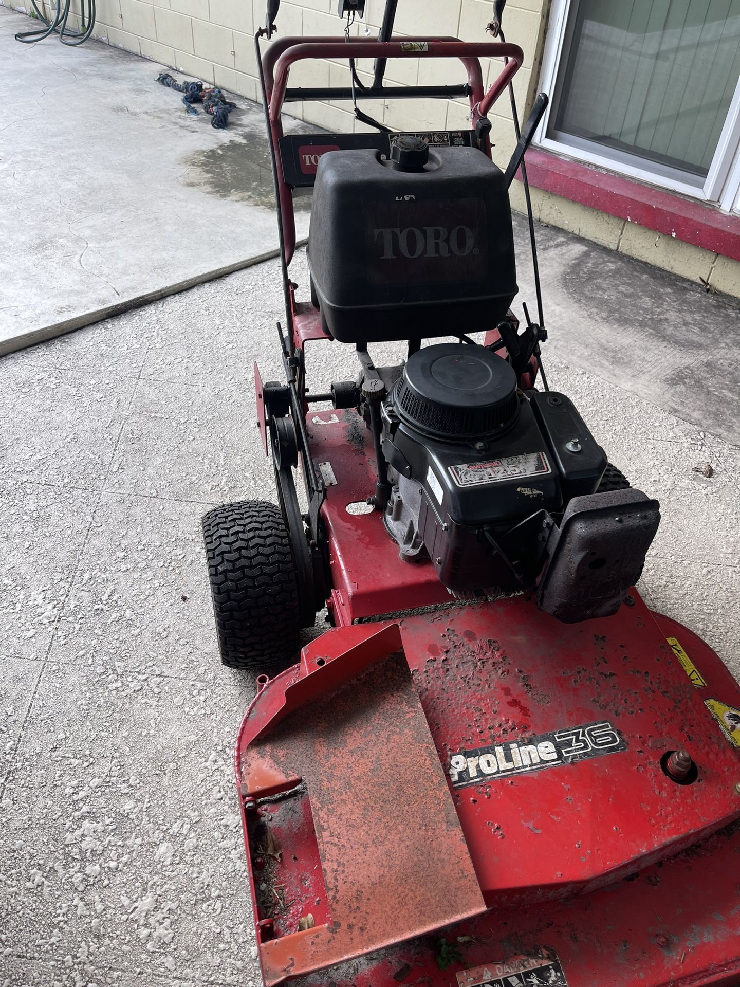 Toro Proline 36 Walk Behind Mower