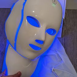 BRAND NEW 7-Color LED Face & Neck Light Therapy Mask - NIB