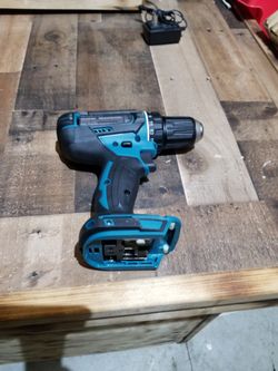 Makita Drill 18 Volts 