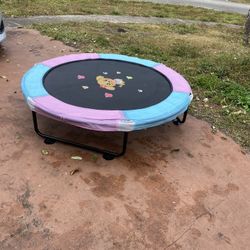 Trampoline 