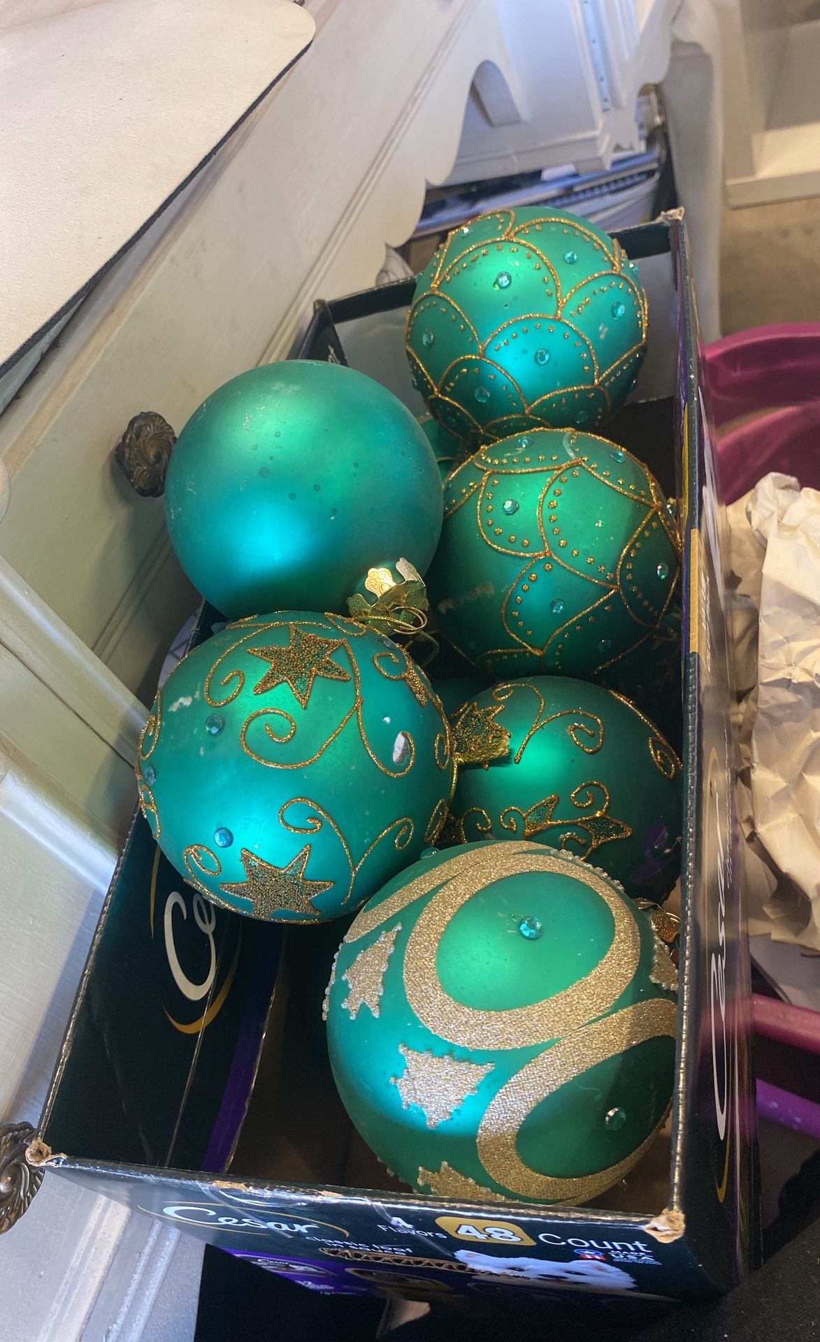 Set Of 10 Christmas Ornaments