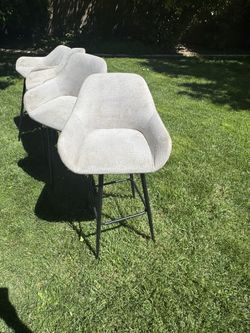 Island chairs