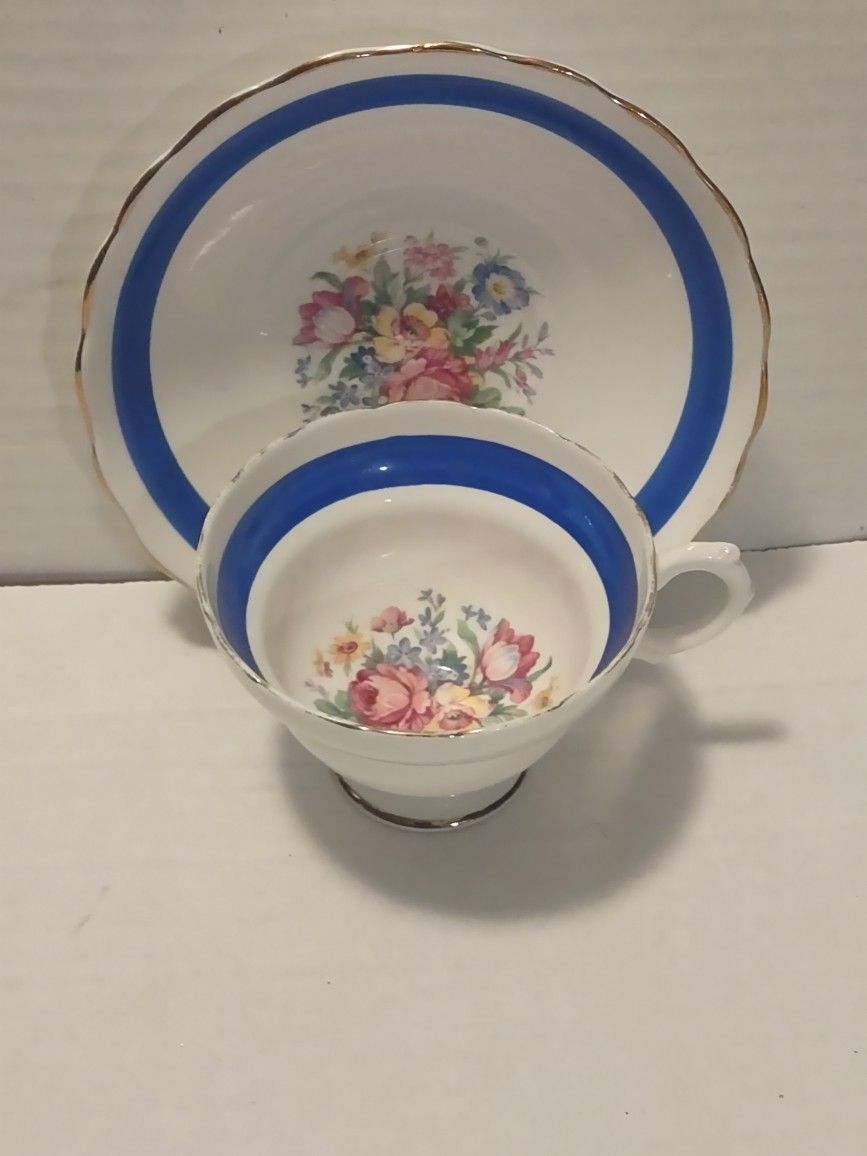 Vintage Rosina Bone China Cup & Sauce