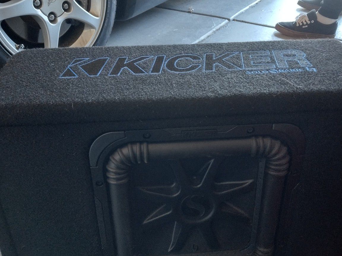 Kicker L7 Truck Box 10 Inch Sub 