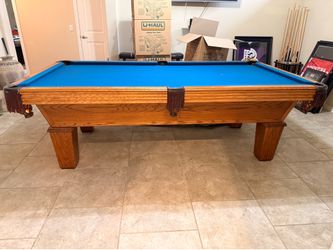 8’ Olhausen Pool Table