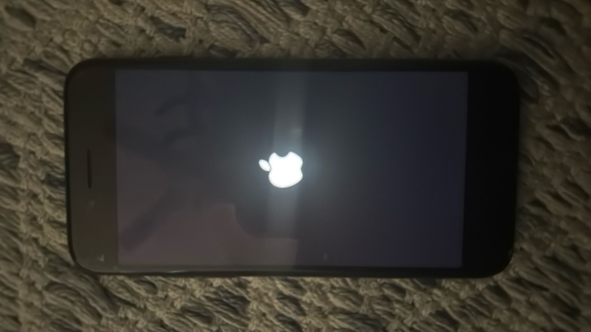 iPhone 8