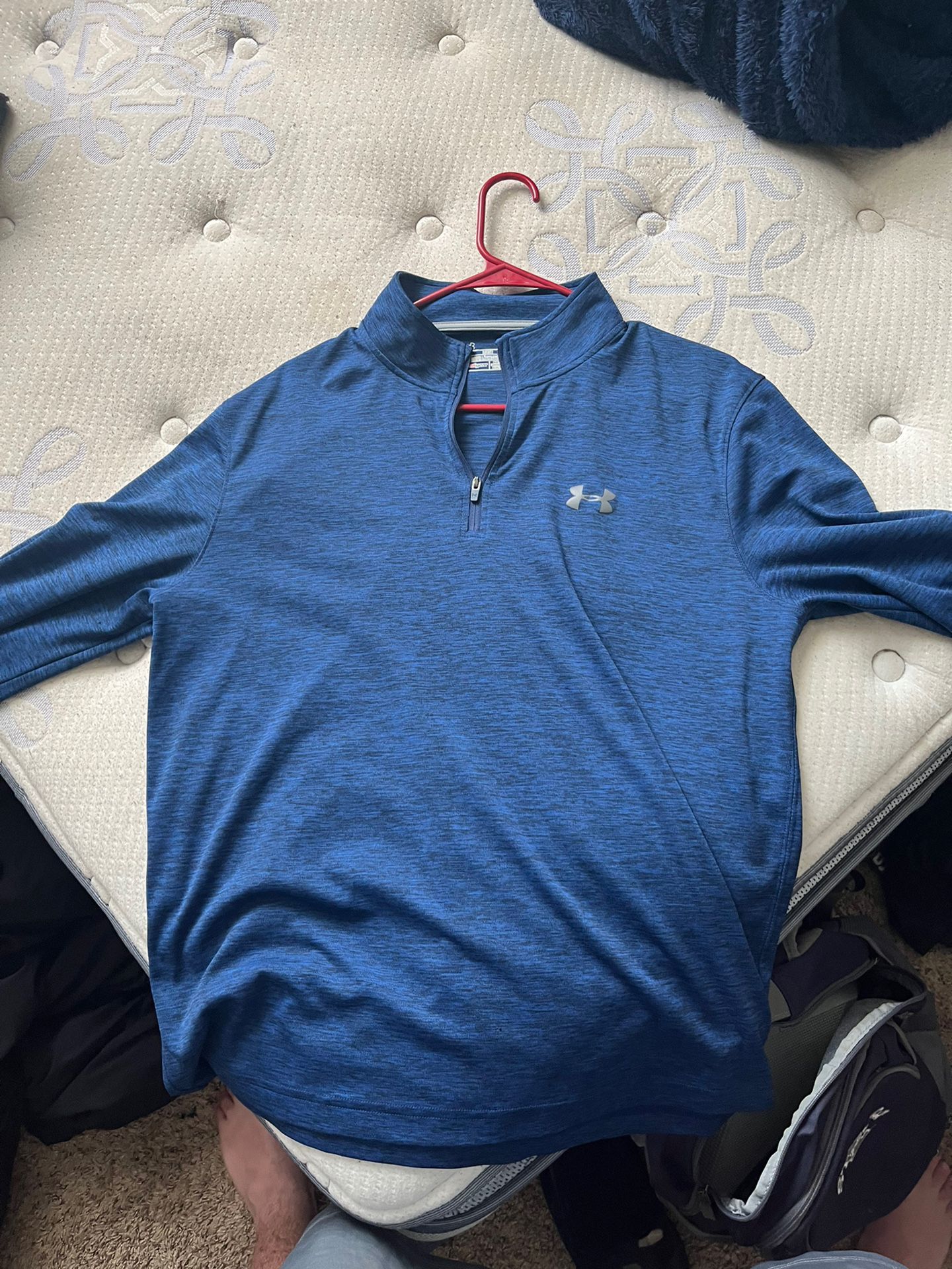 Under Armour Pull Over 
