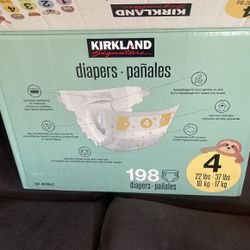 Kirkland Pañales 4