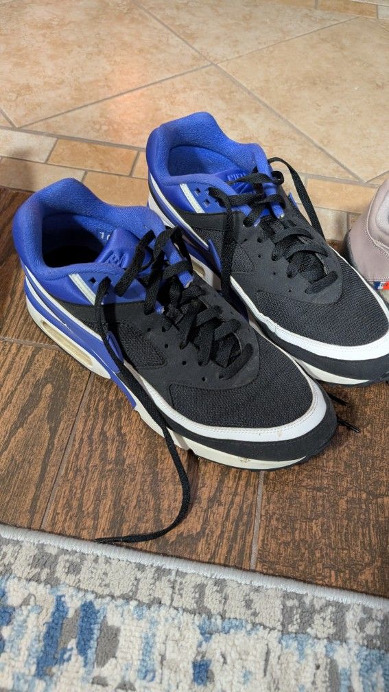 Nike Air Max Persia Size 10