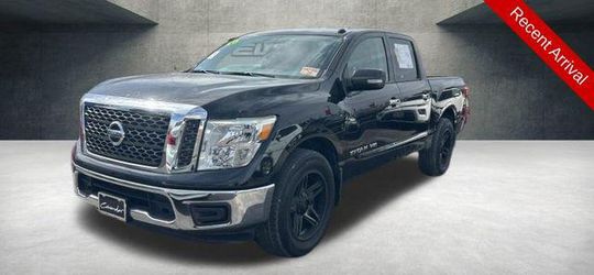 2018 Nissan TITAN