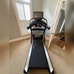 Bowflex Treadmill 22 - Excellent - Macon, GA