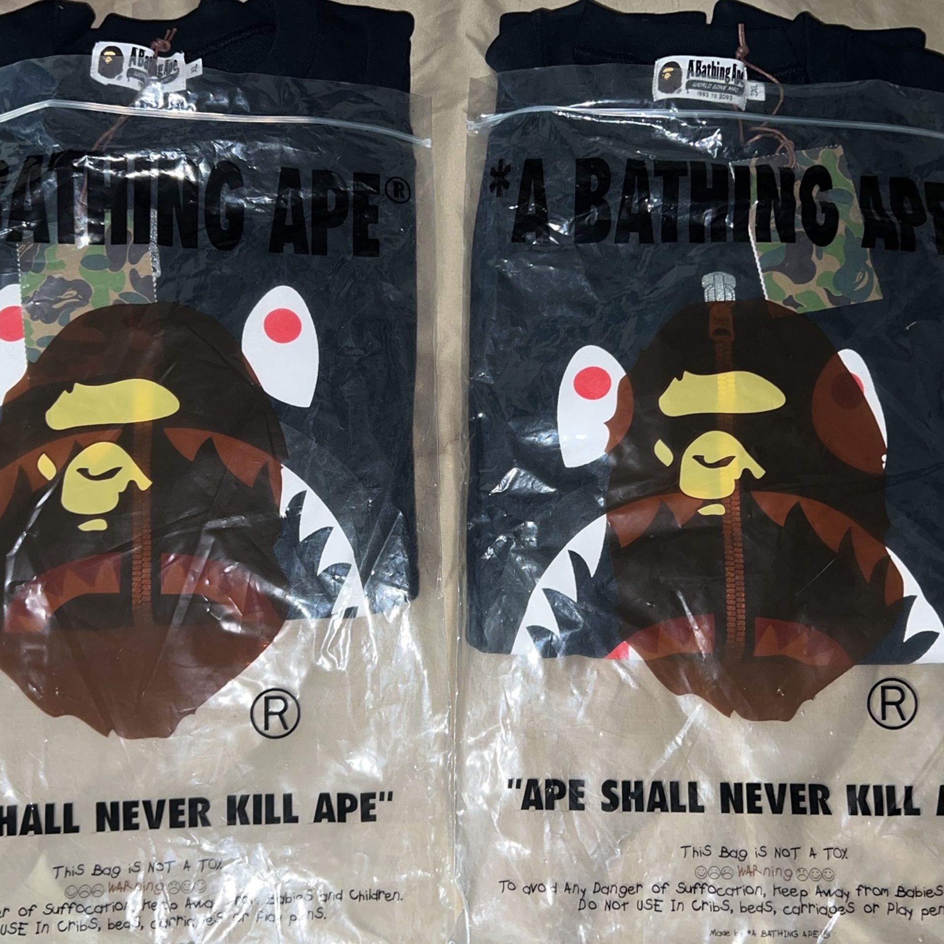 SIZE XL & 2XL BAPE SHARK CREWNECK SS22