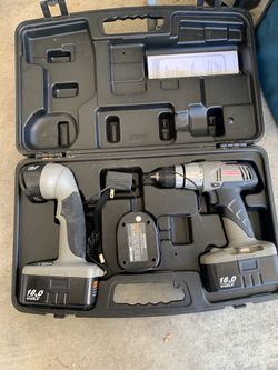 Craftsman 18-Volt Drill & Flashlight Set with Case & Manual