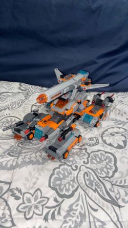 Trans collector LEGO set