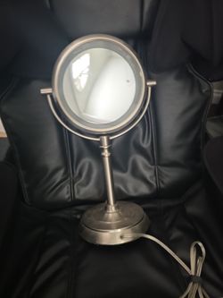 Make up mirror