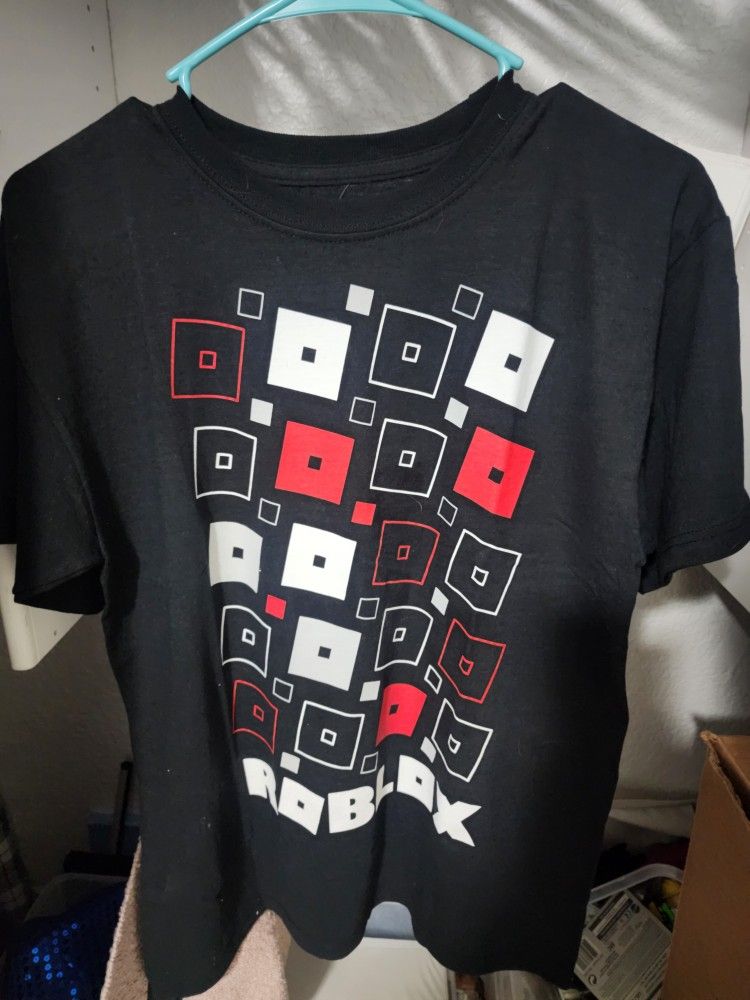 Black Roblox T-Shirt