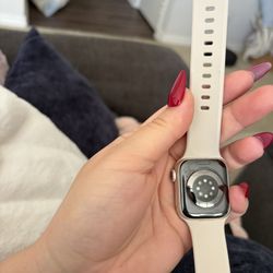 Apple Watch Series 7 41mm 