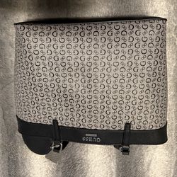 Large Guess purse