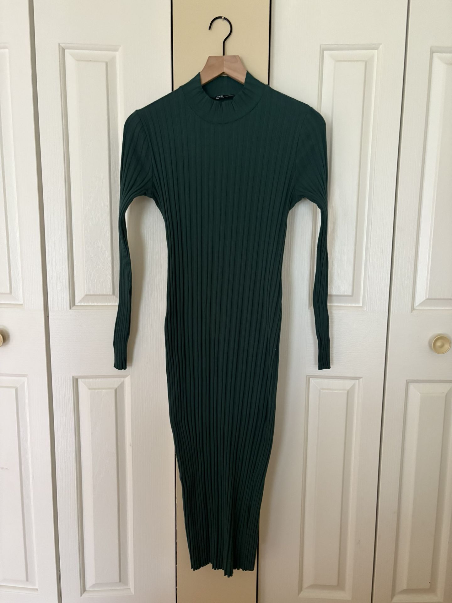 Zara Casual Midi Dress - Sweater Midi Dress
