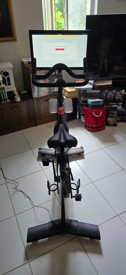 Gen 2 Peloton bike+ screen