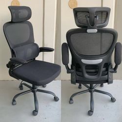 New In Box Ergonomic Office Computer Mesh Chair Adjustable Armrest With Headrest And Back Support 