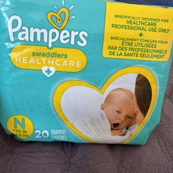 Newborn Pampers Swaddlers Diapers