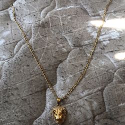 Lion chain
