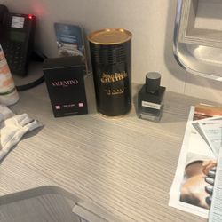 Selling my Colgone vendor Dm me