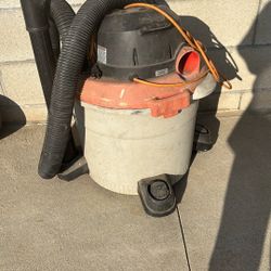 wet/dry vacuum cleaner 